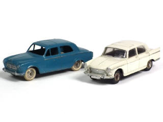 Lot 185 - DINKY TOYS (FRANCE) (2)