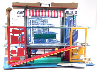 Lot 221 - FRANCE JOUETS (FRANCE) (1)