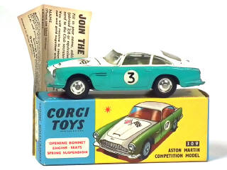 Lot 404 - CORGI TOYS (GB) (1)