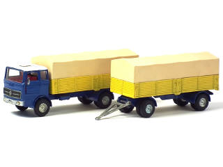 Lot 243 - DINKY TOYS (GB) (1)