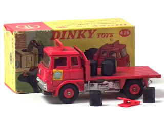 Lot 218 - DINKY TOYS (GB) (1)