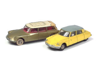 Lot 199 - DINKY TOYS (FRANCE) (2)