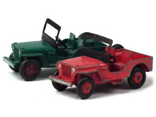 Lot 558 - DINKY TOYS (GB) (2)