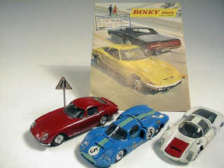 Lot 662 - DINKY TOYS FRANCE (4)