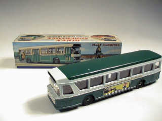 Lot 744 - DINKY TOYS FRANCE (1)