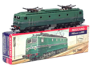 Lot 287 - HORNBY 'HO' (1)