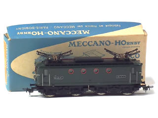 Lot 286 - HORNBY 'HO' (1)