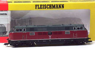Lot 303 - FLEISCHMANN 'HO' (ALLEMAGNE) (1)