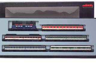 Lot 328 - MÄRKLIN 'Z' (ALLEMAGNE) (1)