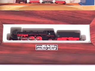 Lot 325 - MÄRKLIN 'Z' (ALLEMAGNE) (1)