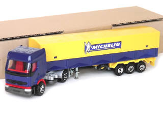 Lot 163 - MAJORETTE (FRANCE) (1)