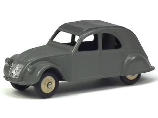 Lot 496 - DINKY TOYS (FRANCE) (1)