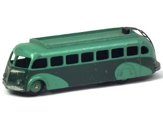 Lot 473 - DINKY TOYS (FRANCE) (1)