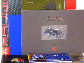 Lot 139 - DIVERS (10)