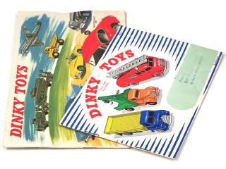 Lot 419 - DINKY TOYS (GB) (2)