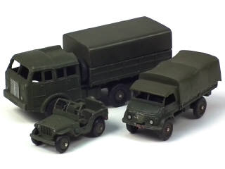 Lot 510 - DINKY TOYS (FRANCE) (3)