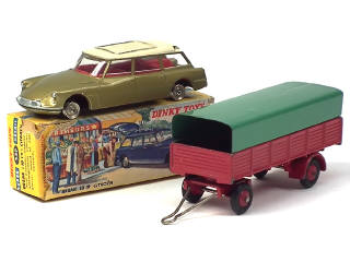 Lot 482 - DINKY TOYS (FRANCE) (2)