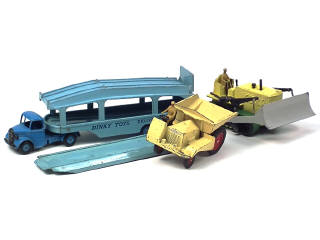 Lot 436 - DINKY TOYS (GB) (3)