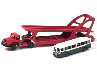 Lot 501 - DINKY TOYS (FRANCE) (2)
