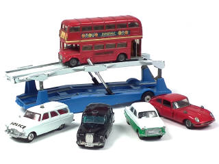 Lot 414 - CORGI TOYS (GB) (6)