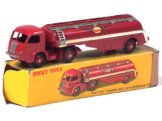 Lot 459 - DINKY TOYS (FRANCE) (1)
