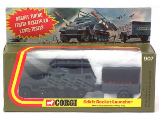 Lot 404 - CORGI TOYS (GB) (1)