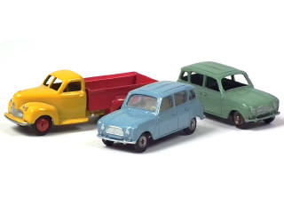 Lot 525 - DINKY TOYS (FRANCE) (3)