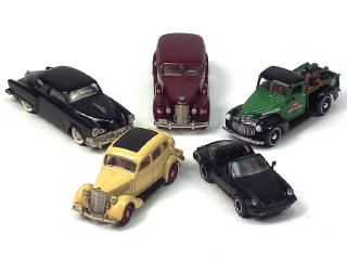 Lot 263 - DIVERS (5)