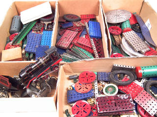 Lot 192 - MECCANO (10)