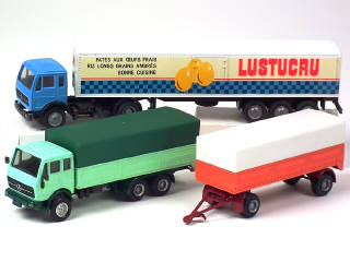 Lot 315 - DIVERS (3)
