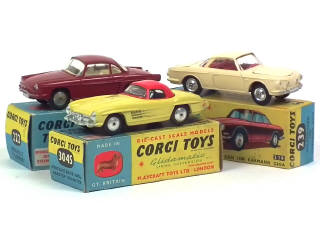Lot 349 - CORGI TOYS (GB) (3)