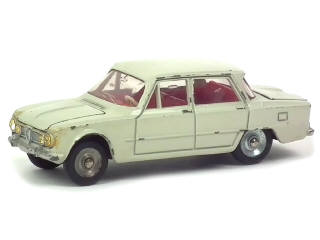 Lot 232 - DINKY TOYS (FRANCE) (1)