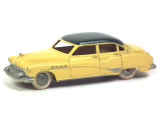 Lot 218 - DINKY TOYS (FRANCE) (1)