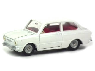 Lot 228 - DINKY TOYS (FRANCE) (1)