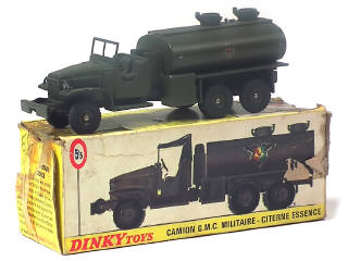 Lot 524 - DINKY TOYS (FRANCE) (1)