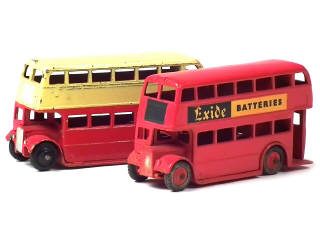 Lot 474 - DINKY TOYS (GB) (2)