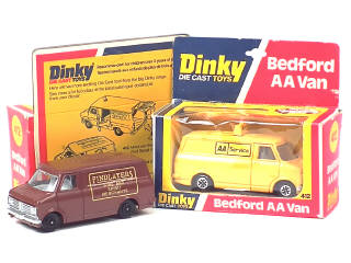Lot 465 - DINKY TOYS (GB) (2)