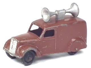 Lot 431 - DINKY TOYS (GB) (1)