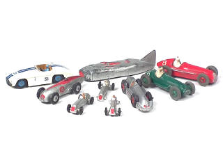Lot 514 - DINKY TOYS (GB) (9)