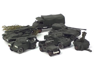 Lot 576 - DINKY TOYS (FRANCE) (6)