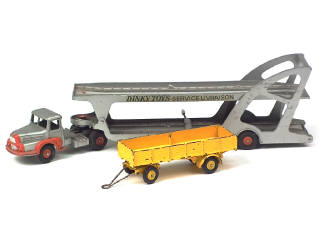 Lot 552 - DINKY TOYS (FRANCE) (2)