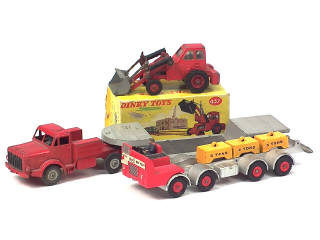 Lot 478 - DINKY TOYS (GB) (3)