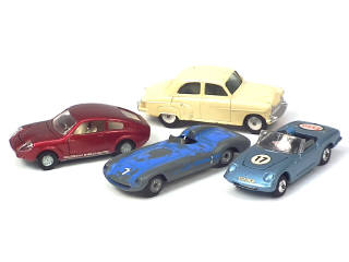 Lot 421 - CORGI TOYS (GB) (4)
