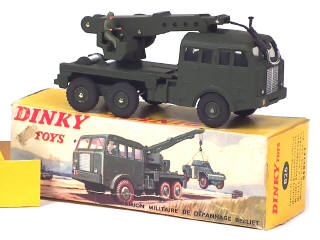 Lot 527 - DINKY TOYS (FRANCE) (1)