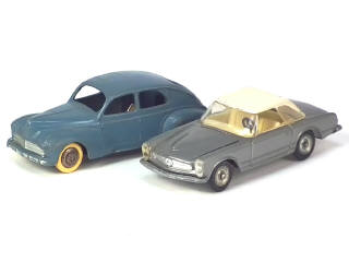 Lot 548 - DINKY TOYS (FRANCE) (2)