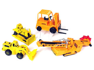 Lot 186 - DIVERS (4)