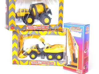 Lot 194 - DIVERS (3)