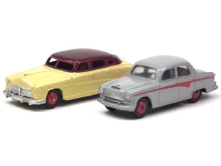 Lot 444 - DINKY TOYS (GB) (2)