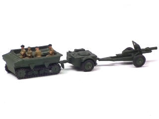 Lot 415 - DINKY TOYS (GB) (1)
