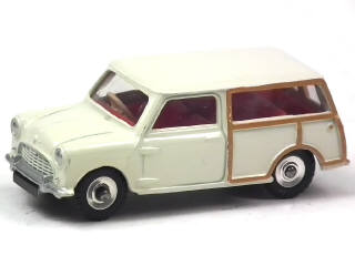 Lot 421 - DINKY TOYS (GB) (1)